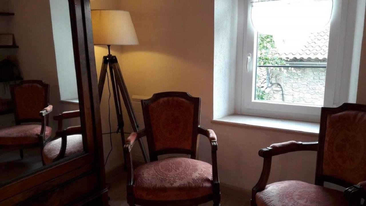Chez Elles Apartment Portes-en-Valdaine Bagian luar foto